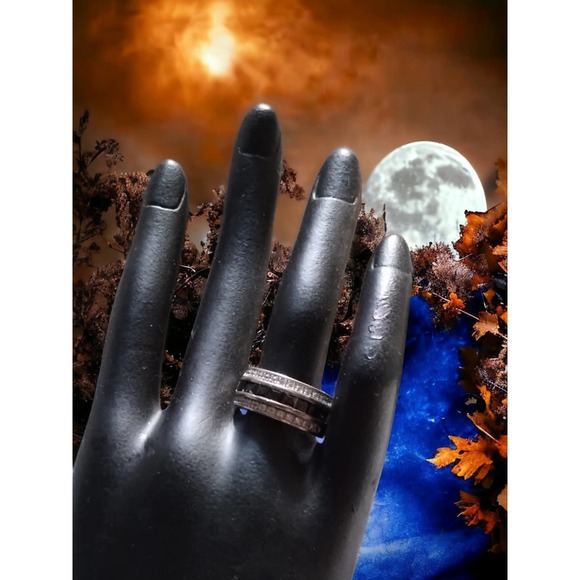 Unisex stainless steel eternity band diamond chip ring size 7.5